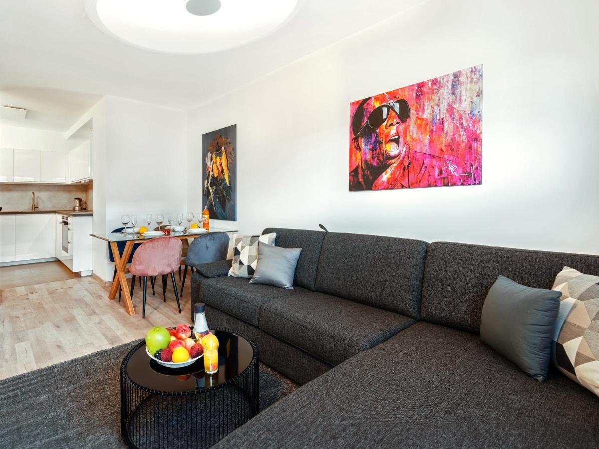 Sky9 Apartments Stadthalle Vienna Luaran gambar